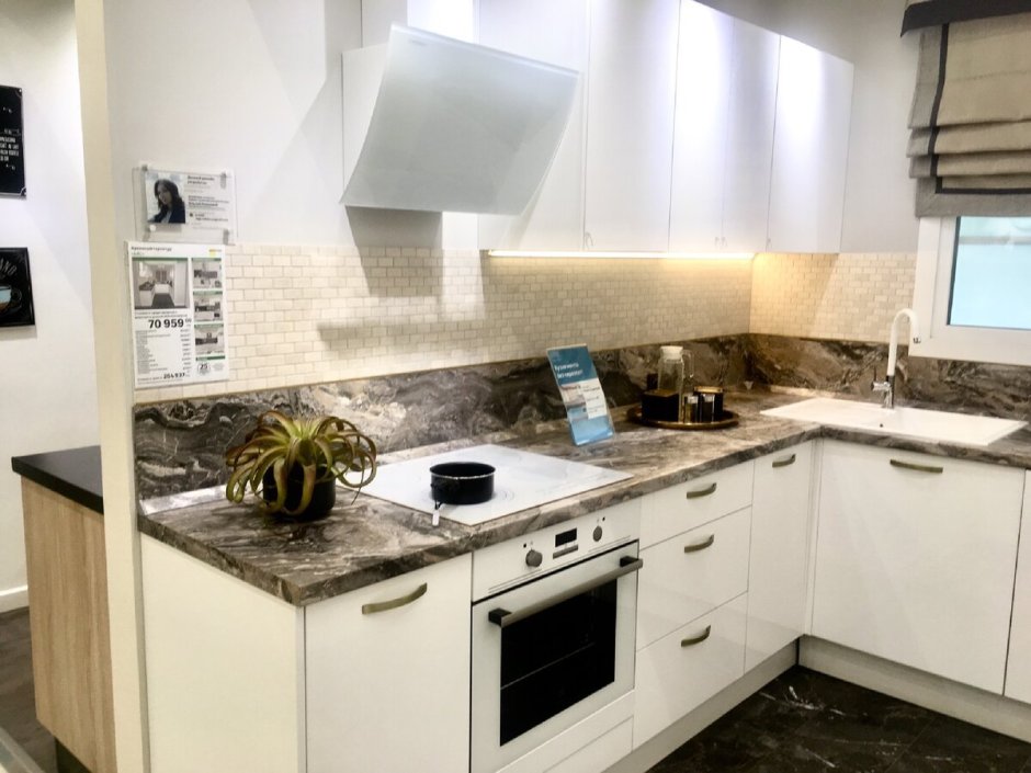 Стеновой фартук для кухни Леруа Мерлен