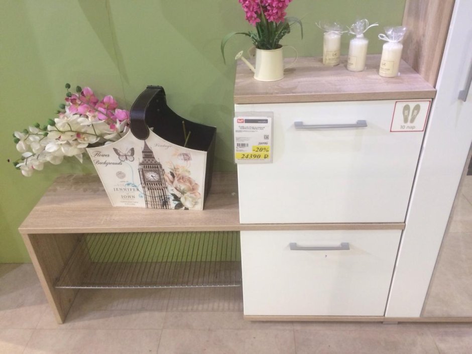 Обои для прихожей в Леруа