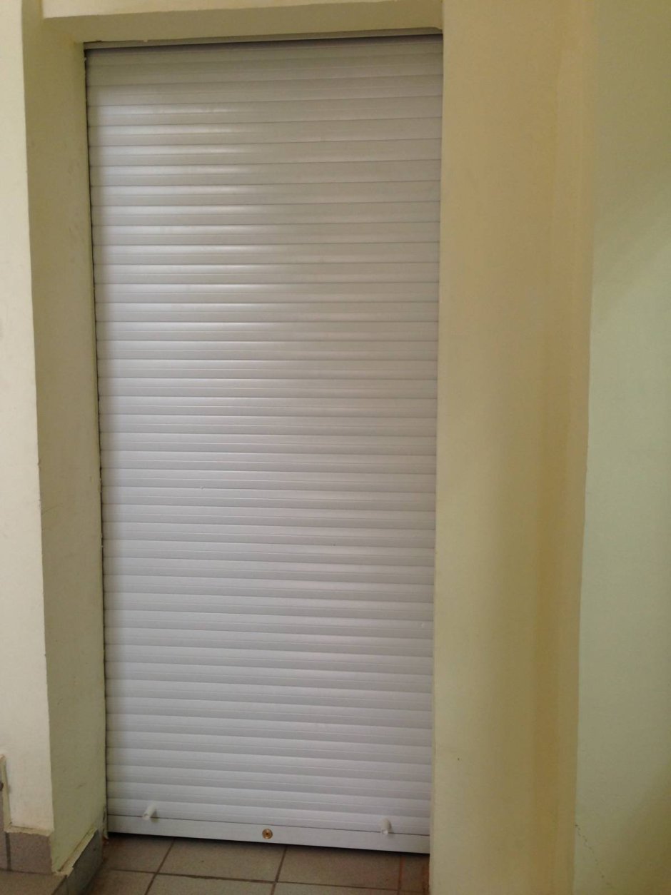 Двери жалюзи