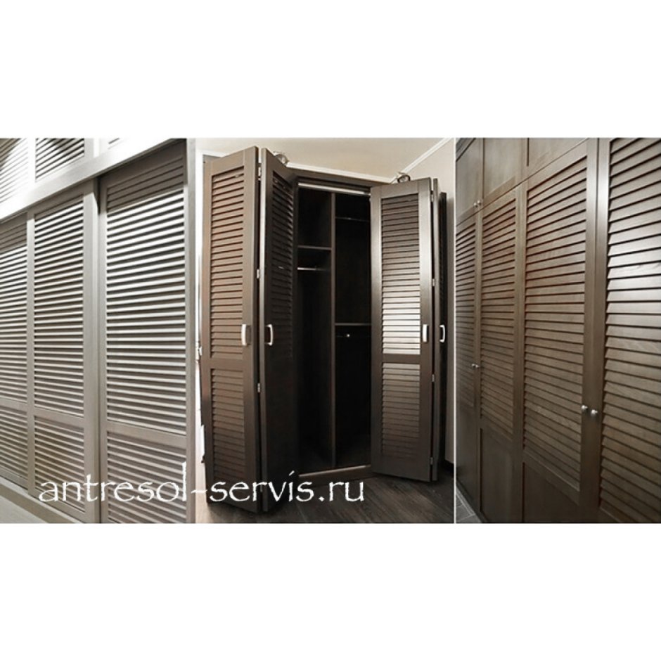 Шкаф со шторками вместо дверей