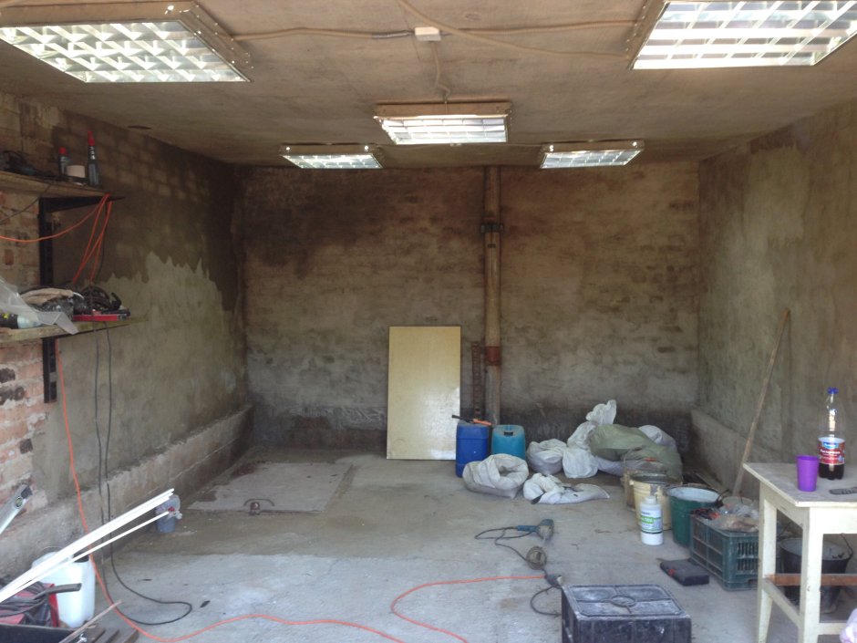 Штукатурка стен в гараже