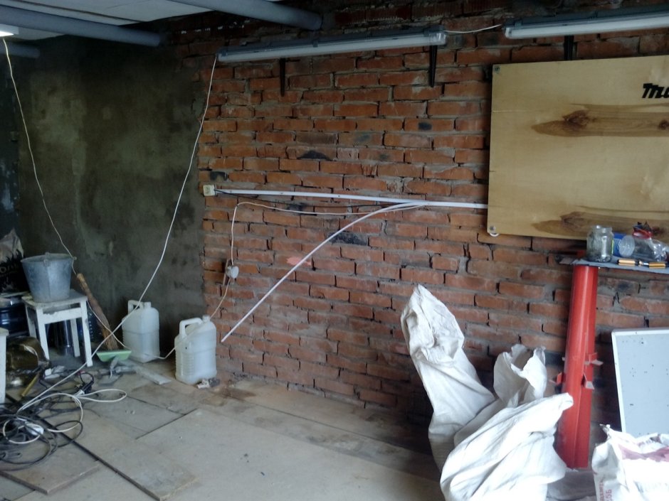 Оштукатуривание гаража