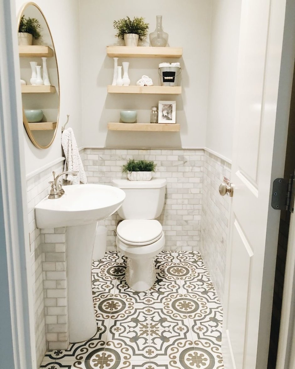 Интерьер санузла с умывальником