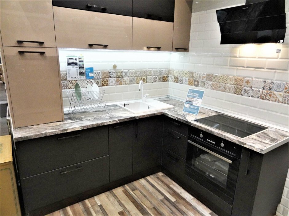 Кухня Леруа Томари голубой