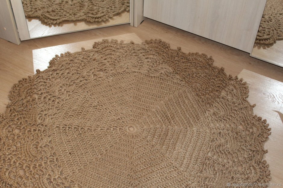 Ковры из джутовой нити