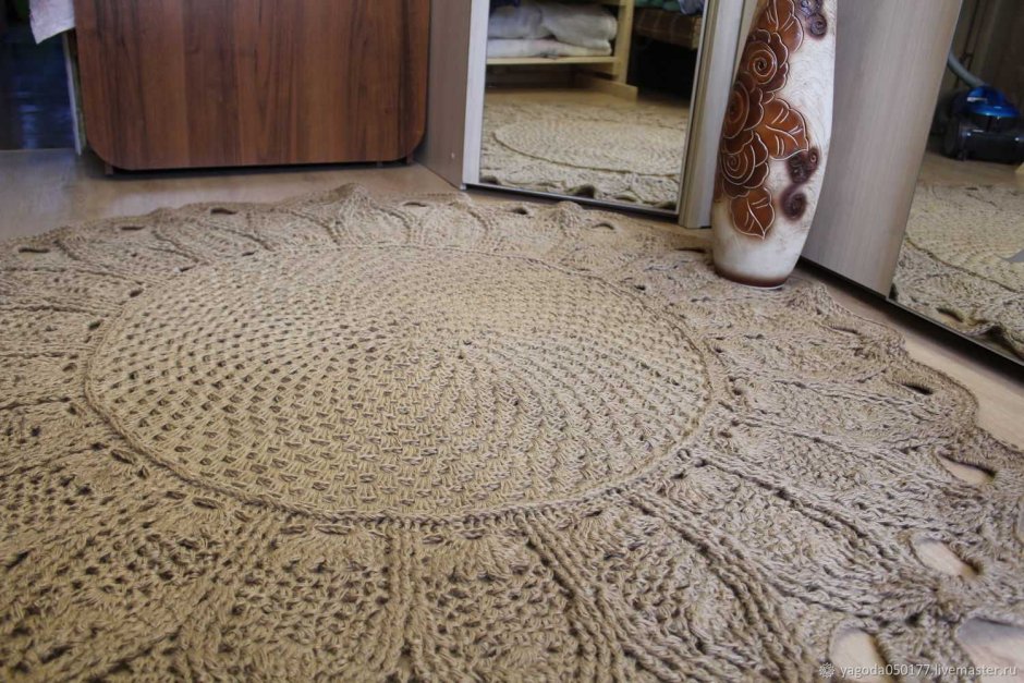 Коврик из джута