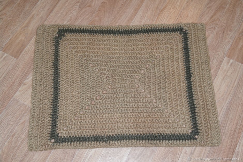 Вязаные коврики из джута