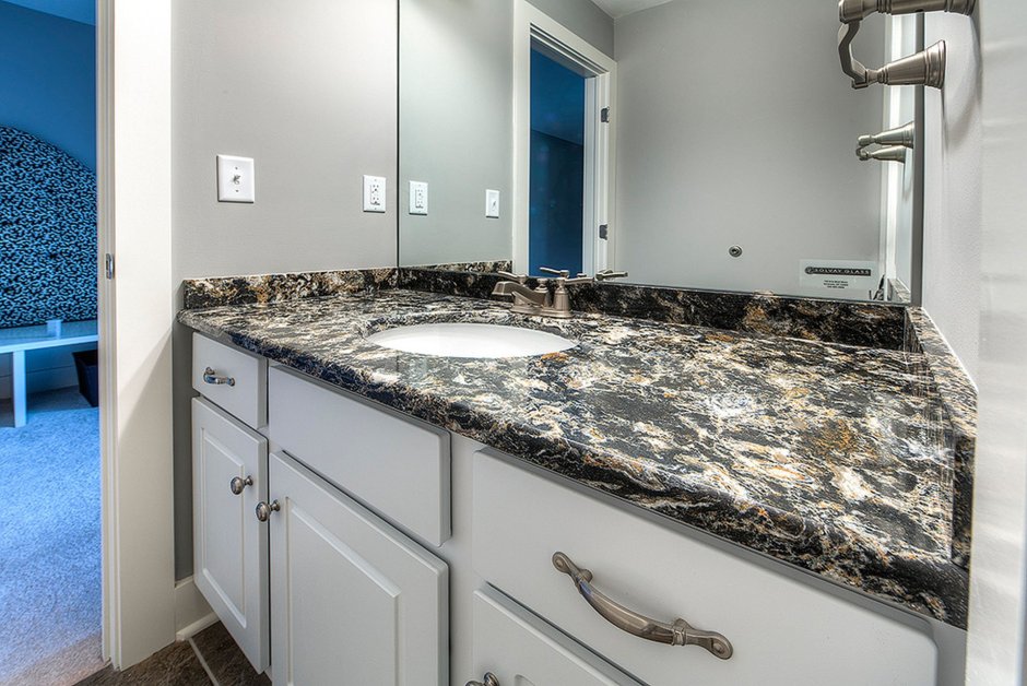 Cambria Hollinsbrook столешница