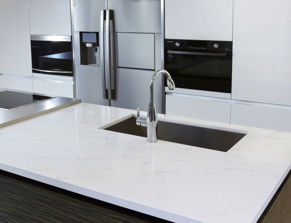 Кварцевый агломерат белый