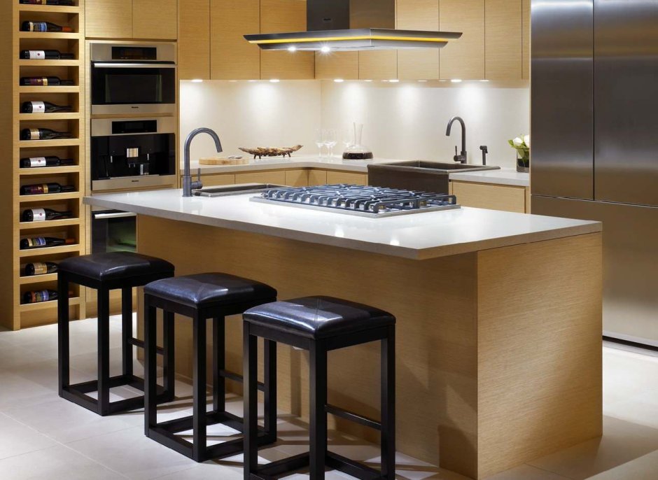 Кухонный островок с плитой