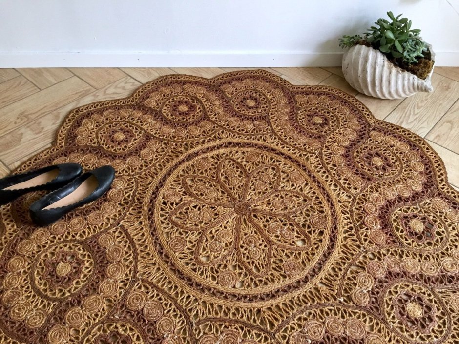 Вязаные коврики крючком из старых вещей