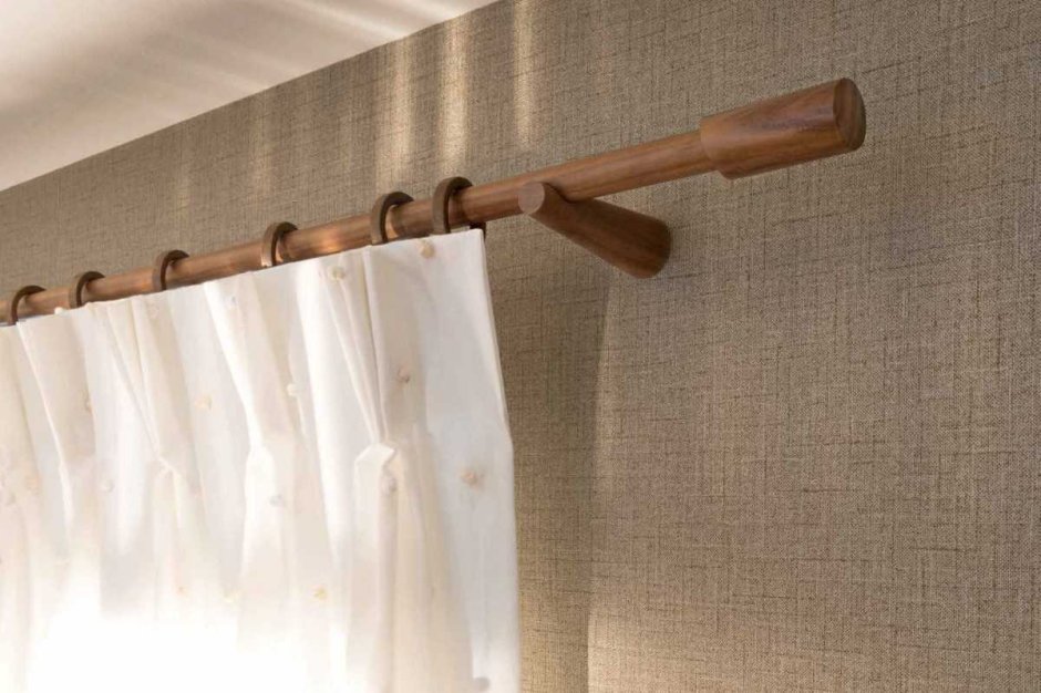 Гардина деревянная