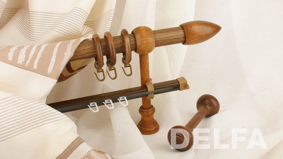 Деревянный карниз для картин