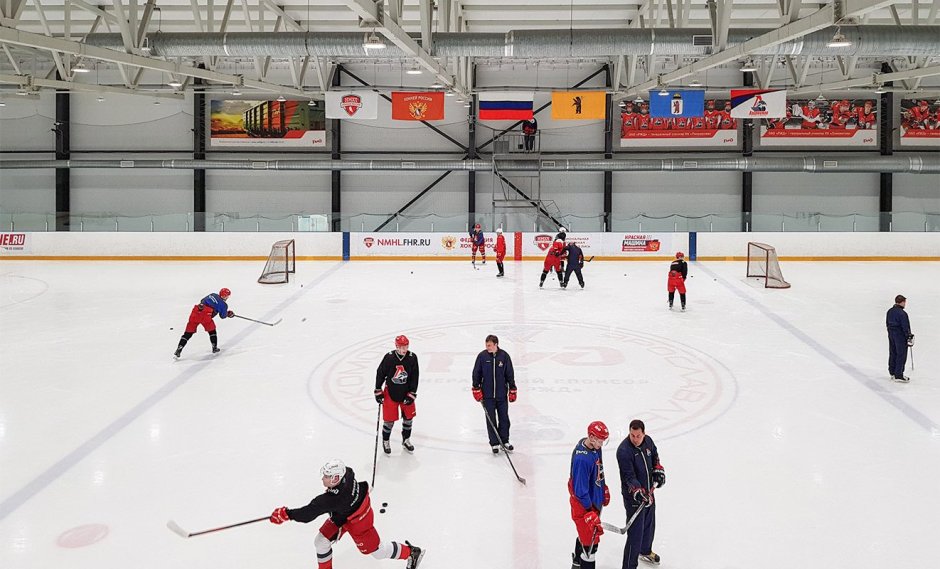 Апастово Ледовый дворец Алтын