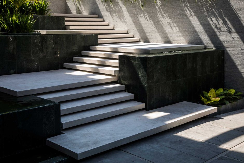 Ступени из архитектурного бетона