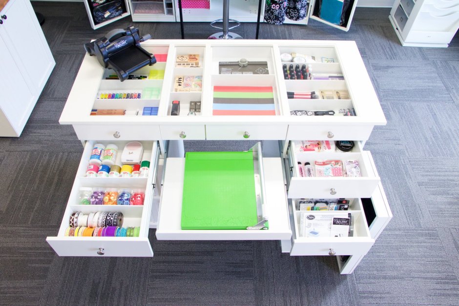 Шкаф трансформер для шитья со столом
