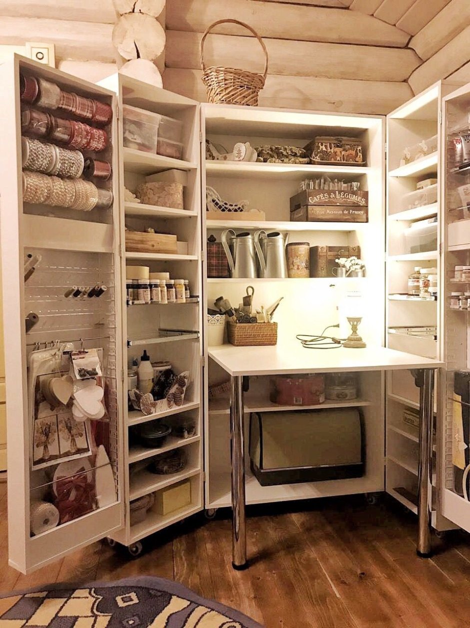 Столик для рукоделия