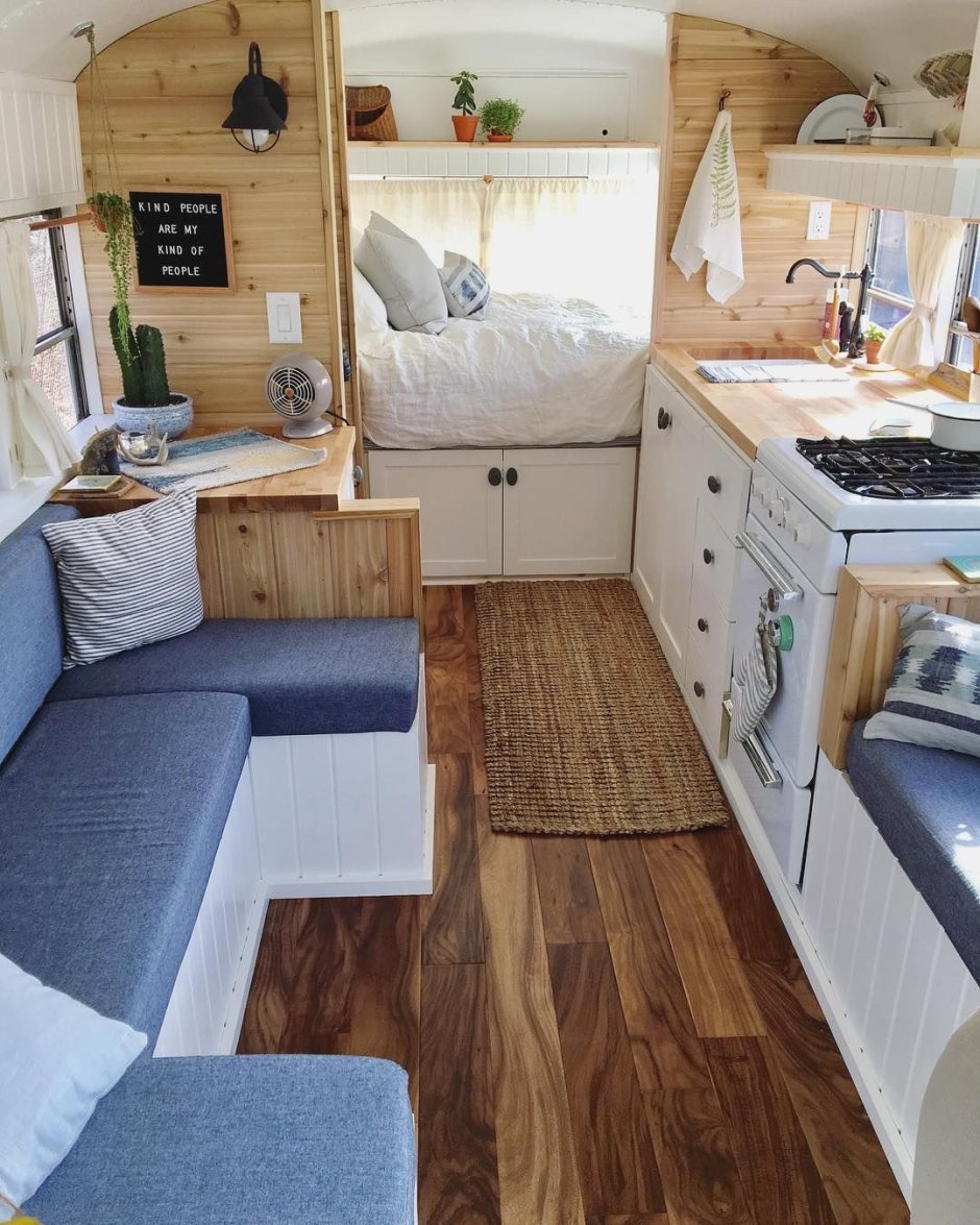 Тини Хаус 6 на 4