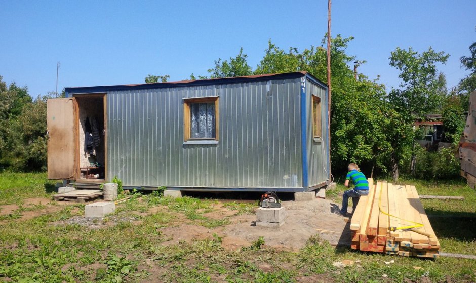 Строительный вагончик на дачу