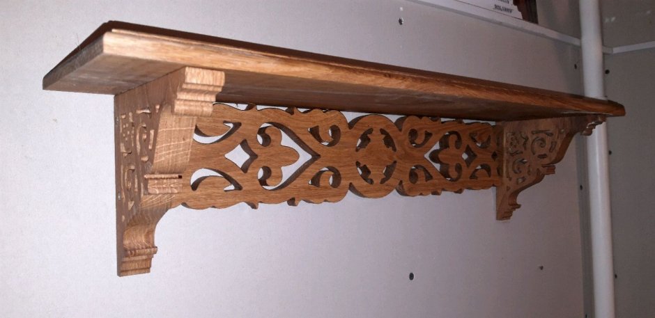 Резьба по дереву вешалка