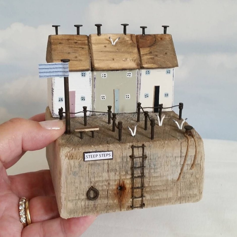 Композиции с морскими деревяшками