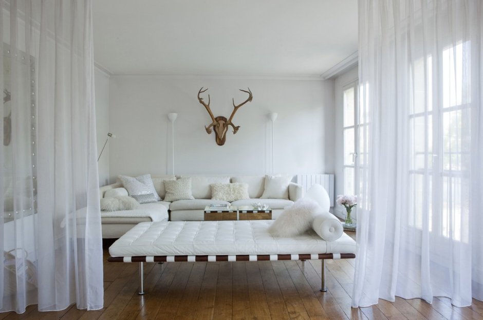 Штора для зонирования комнаты в стиле