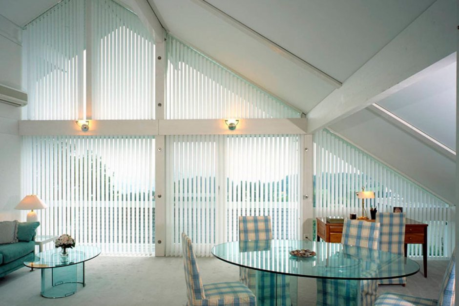 Жалюзи на треугольные окна