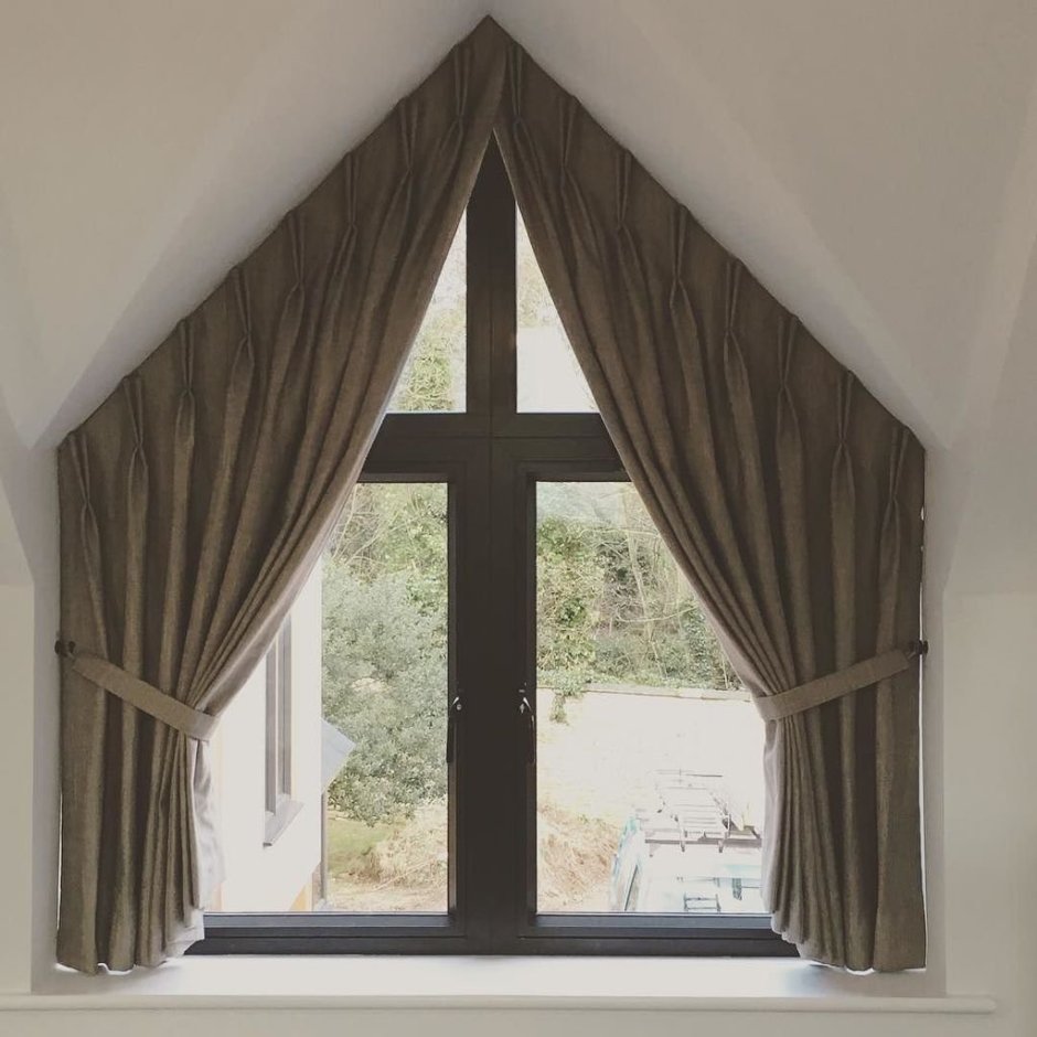 Шторы на трех угольные окна