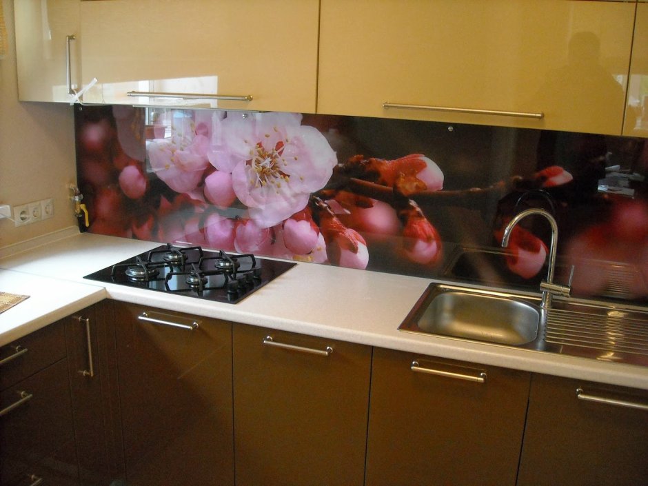 Стеклянный фартук для кухни Леруа Мерлен