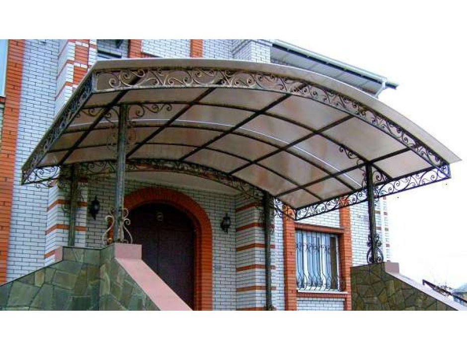 Крыша над крыльцом