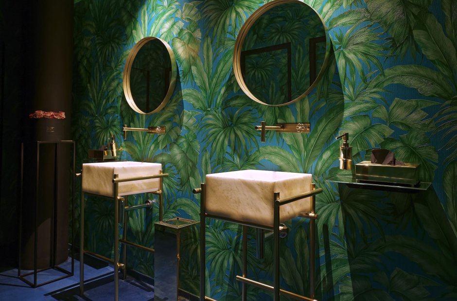 Туалетная комната в ресторане