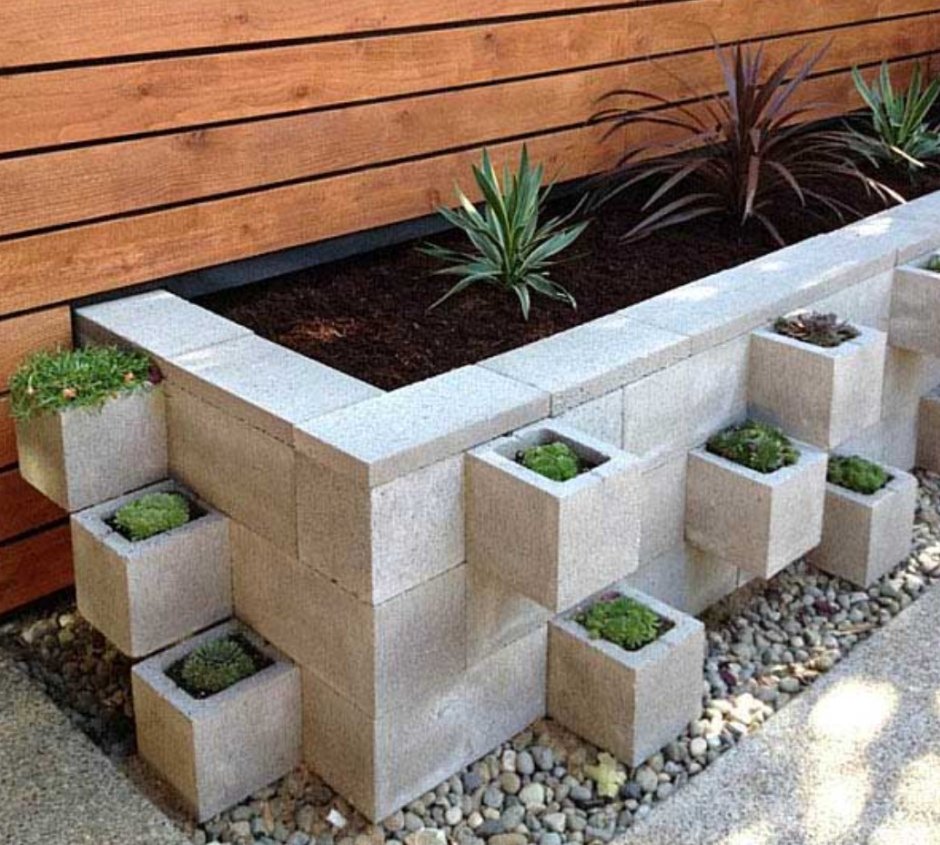 Цветочные клумбы из шлакоблока
