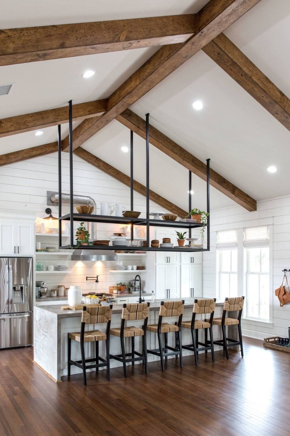 Потолочные балки