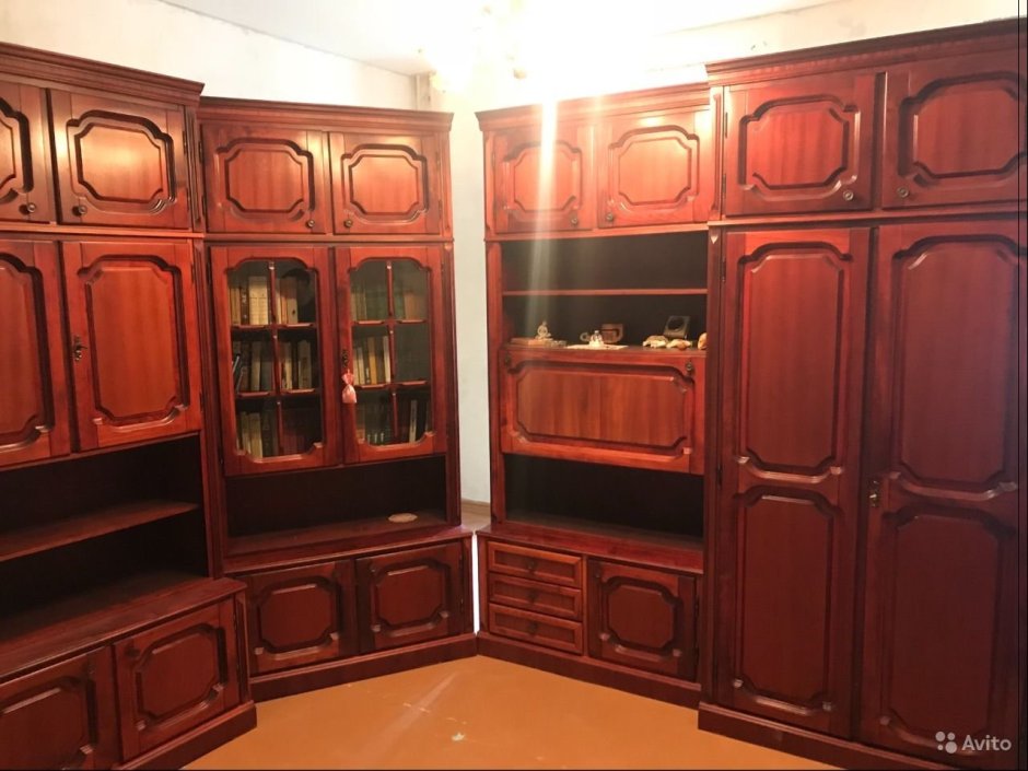 Мебельная румынская стенка Юлия