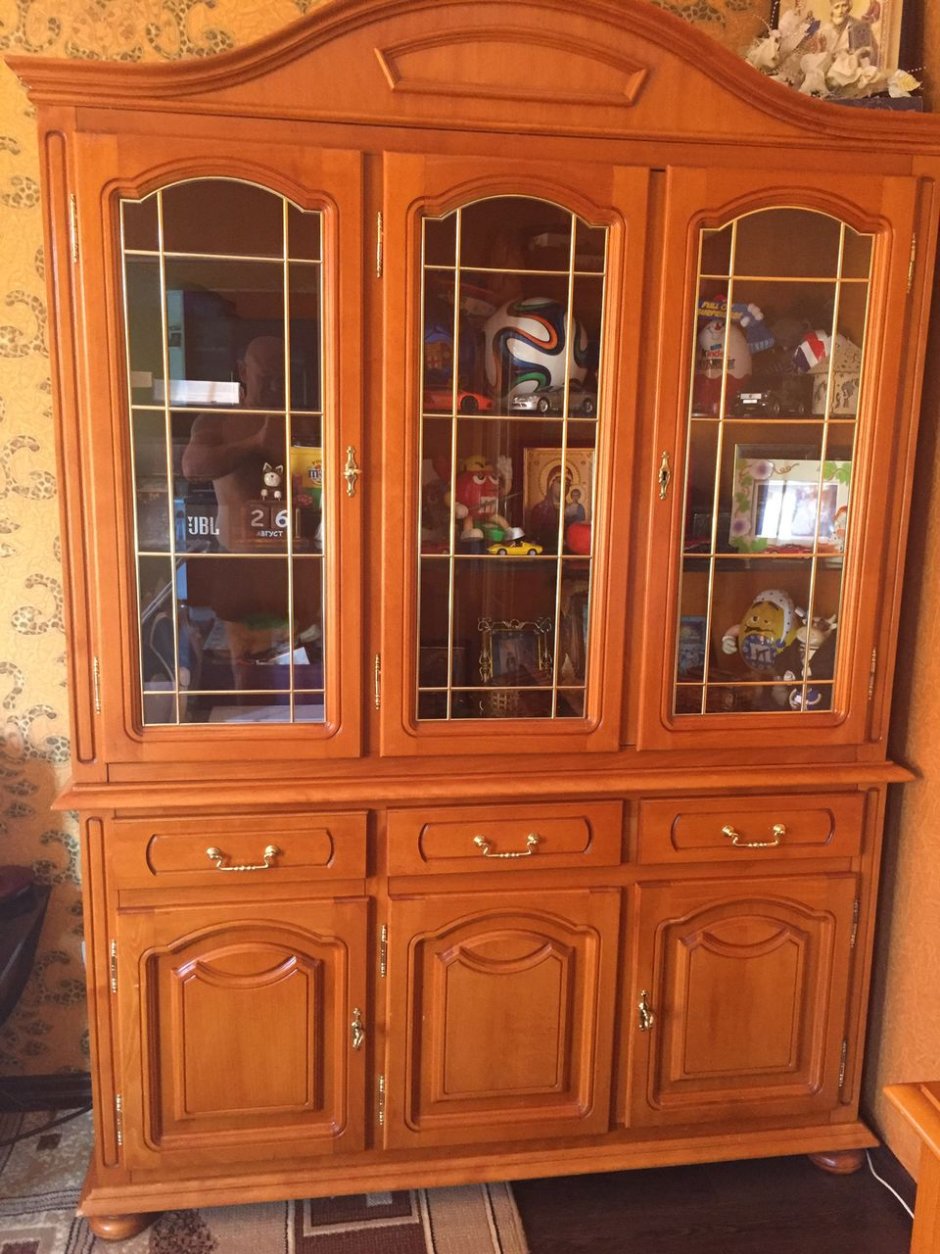 Стенка Питешти Румыния