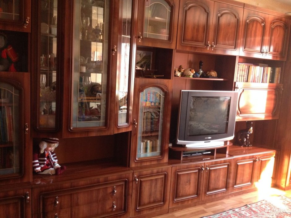 Румынская стенка Рамона