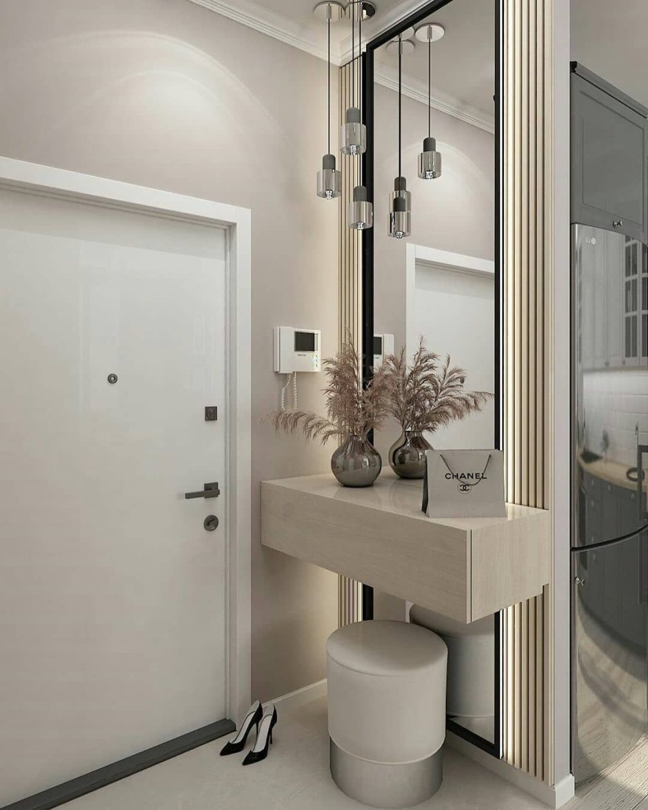 Прихожая с зеркалом в современном стиле