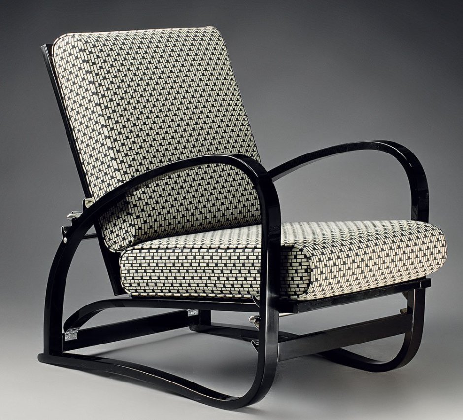 Тисненное кресло