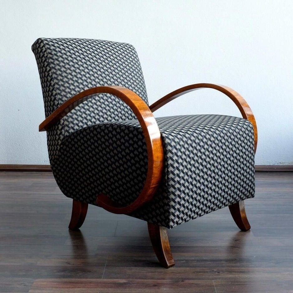 Кресла дизайнера j.Halabala