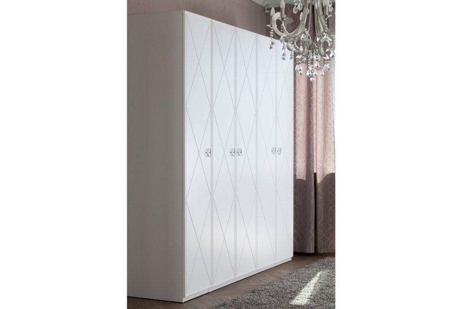 Светлая гардеробная