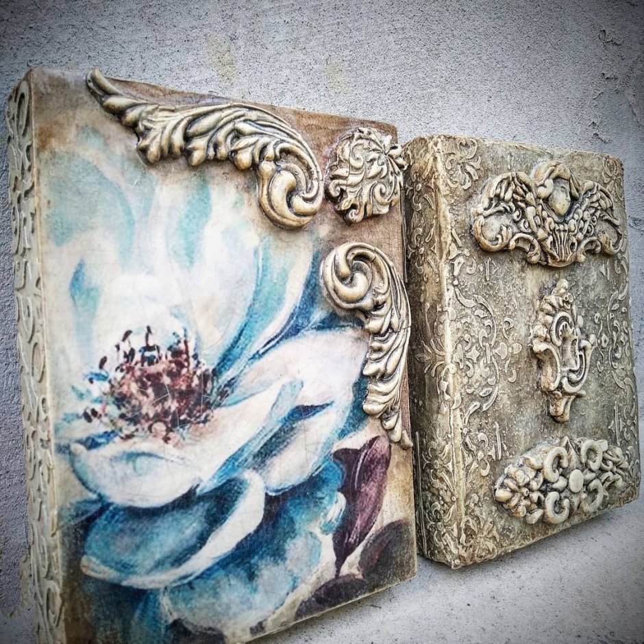 Панно с объемным декупажем