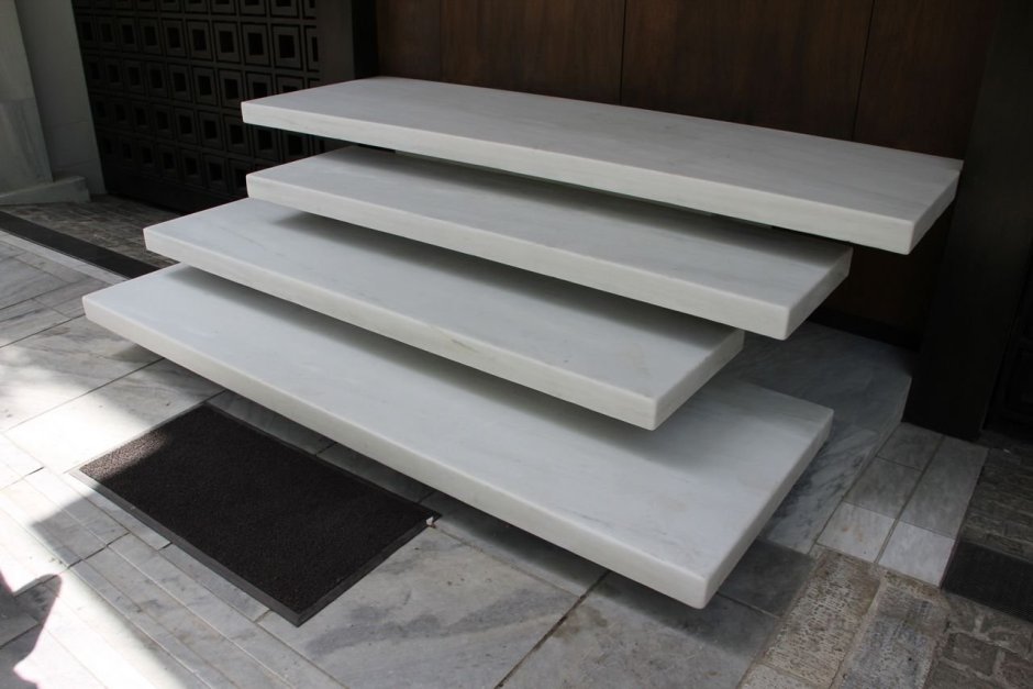 Corian Design White лестница