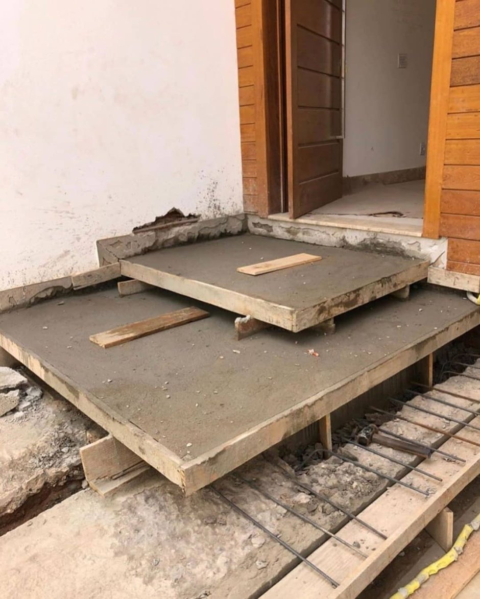 Парящие ступеньки на полукруглое крыльцо