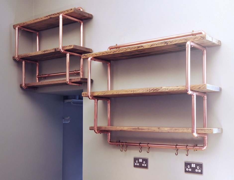 Полки из медных труб