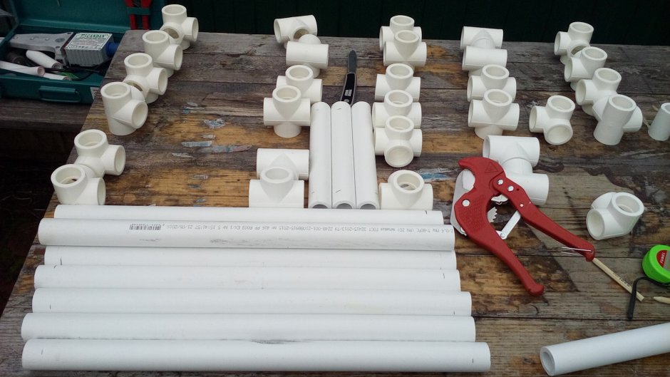 Полки из полипропиленовых труб