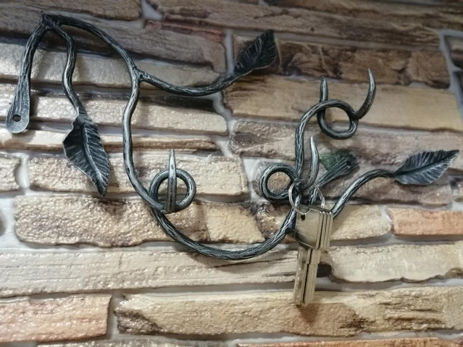 Кованые ключницы