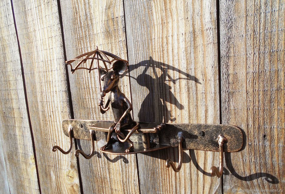 Декоративные изделия из металла