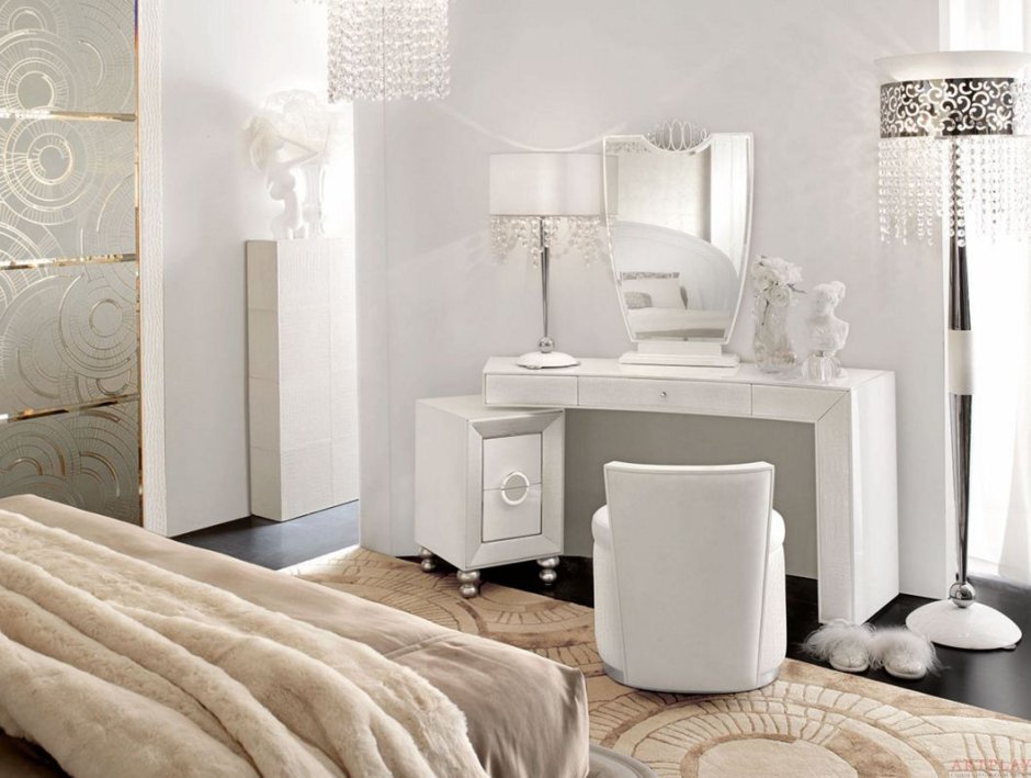 Стол макияжный Светлана с банкеткой