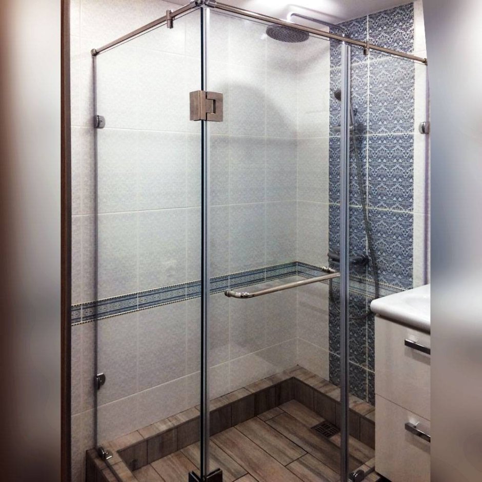 Леруа Мерлен душевые кабины 80х80 70х70