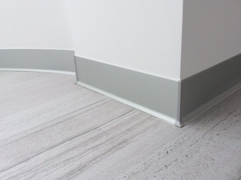 Плинтус для столешницы ар-740